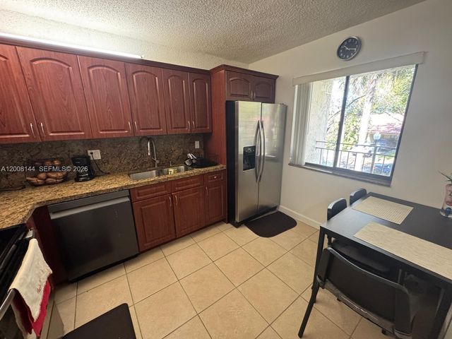 16278 Laurel Drive 202, Weston, FL 33326