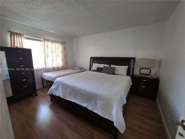16278 Laurel Drive 202, Weston, FL 33326