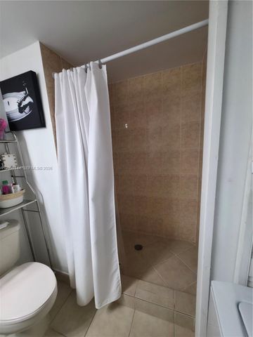 16278 Laurel Drive 202, Weston, FL 33326