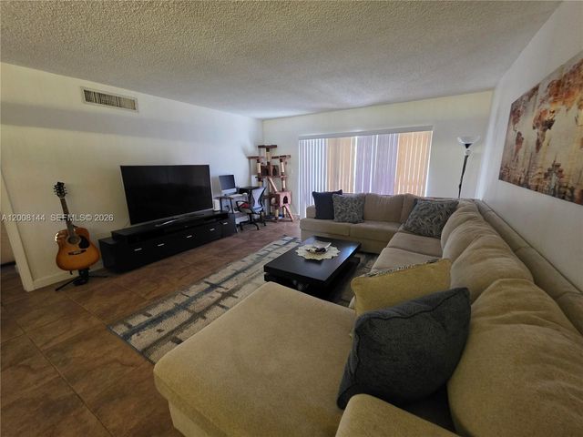 16278 Laurel Drive 202, Weston, FL 33326