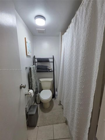 16278 Laurel Drive 202, Weston, FL 33326