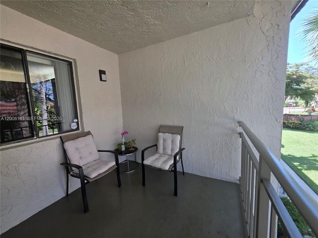 16278 Laurel Drive 202, Weston, FL 33326