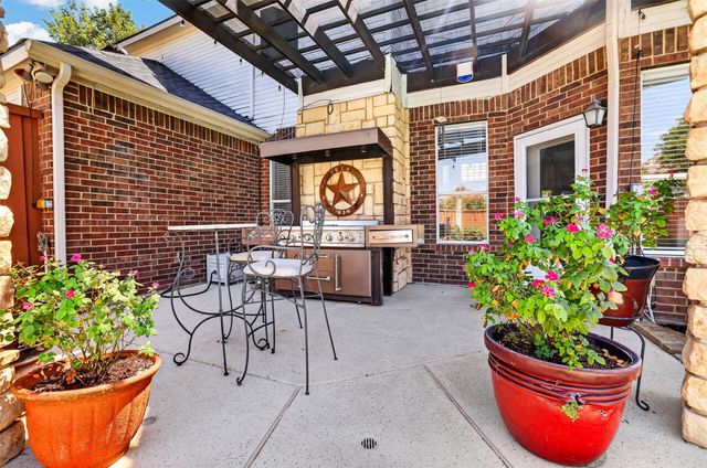 1413 Springaire Lane, Lewisville, TX 75077