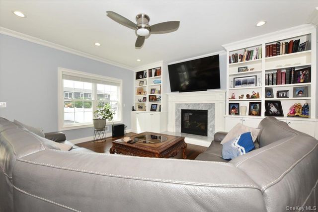 2150 Van Nostrand Avenue, Merrick, NY 11566