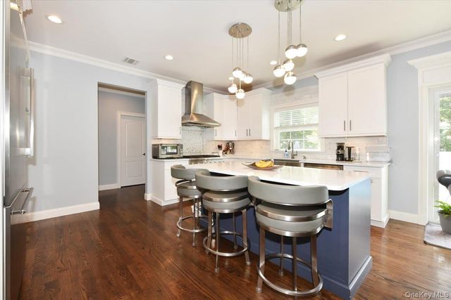 2150 Van Nostrand Avenue, Merrick, NY 11566