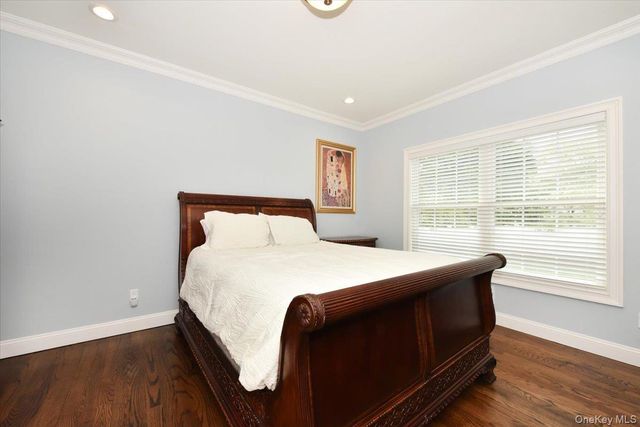2150 Van Nostrand Avenue, Merrick, NY 11566