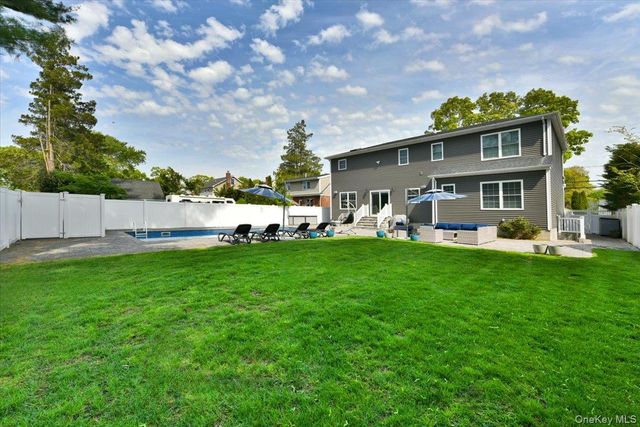 2150 Van Nostrand Avenue, Merrick, NY 11566