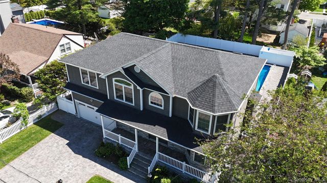 2150 Van Nostrand Avenue, Merrick, NY 11566