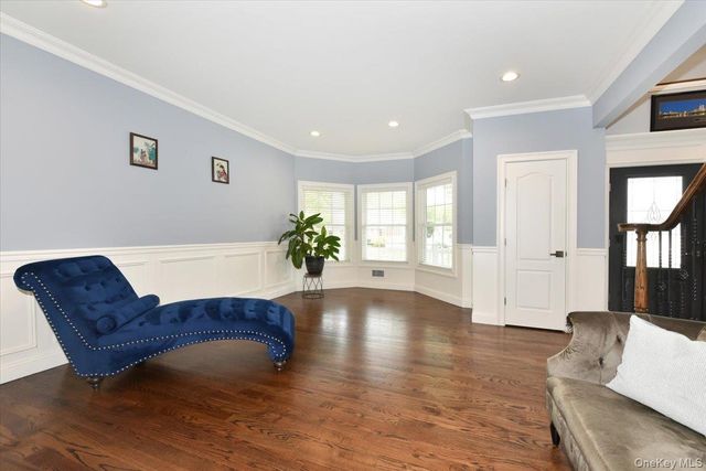2150 Van Nostrand Avenue, Merrick, NY 11566