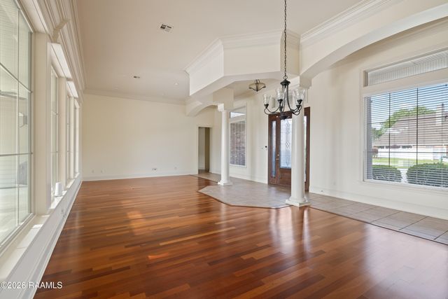 104 La Quinta Court, Broussard, LA 70518