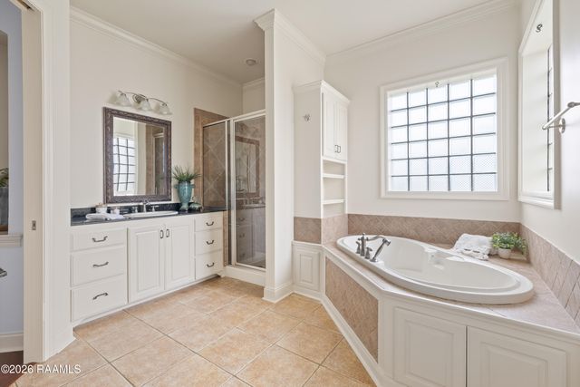104 La Quinta Court, Broussard, LA 70518