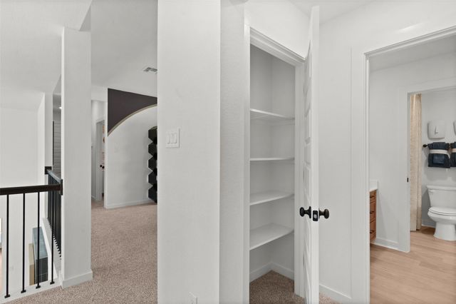 1132 Stonehill DR, Georgetown, TX 78633
