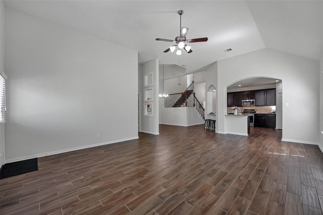 405 W Bend Drive, League City, TX 77573