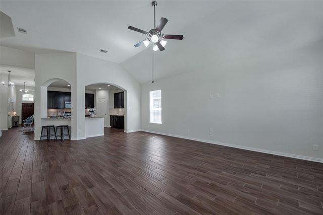 405 W Bend Drive, League City, TX 77573