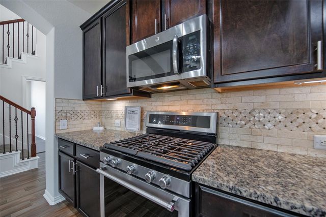 405 W Bend Drive, League City, TX 77573