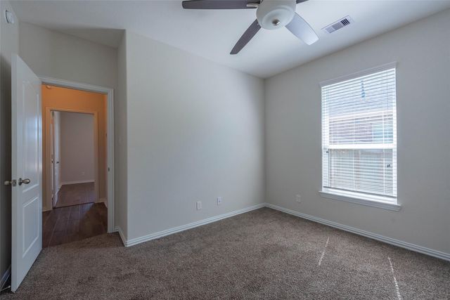 405 W Bend Drive, League City, TX 77573