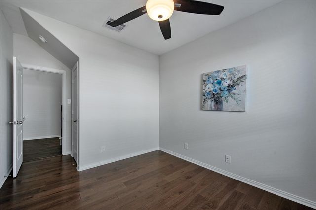 405 W Bend Drive, League City, TX 77573