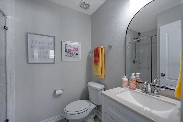 405 W Bend Drive, League City, TX 77573