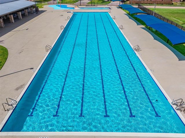 405 W Bend Drive, League City, TX 77573