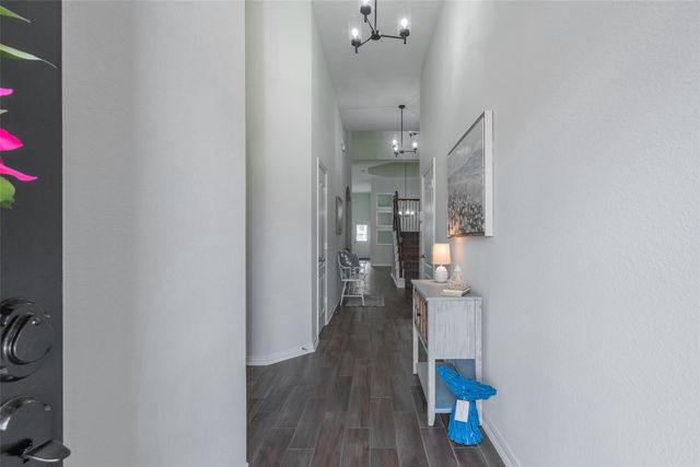 405 W Bend Drive, League City, TX 77573