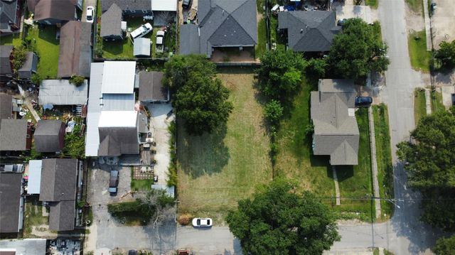 8611 Manus Street, Houston, TX 77093