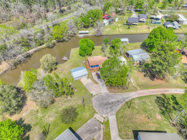 426 Deer Run Road, Trinity, TX 75862