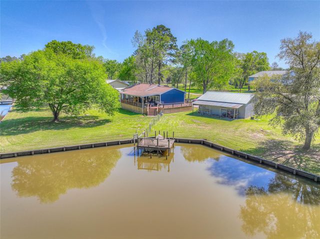 426 Deer Run Road, Trinity, TX 75862