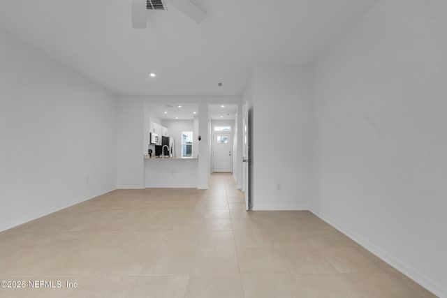 255 ANNIES Place, Jacksonville, FL 32218