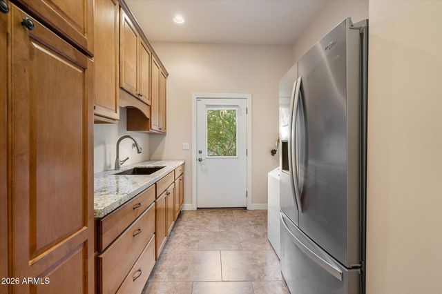 8036 E CONQUISTADORES Drive, Scottsdale, AZ 85255