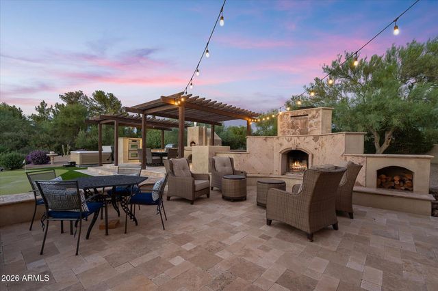 8036 E CONQUISTADORES Drive, Scottsdale, AZ 85255