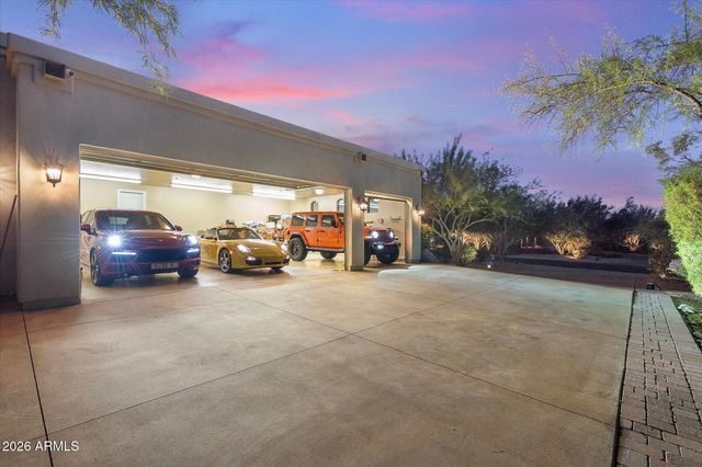 8036 E CONQUISTADORES Drive, Scottsdale, AZ 85255