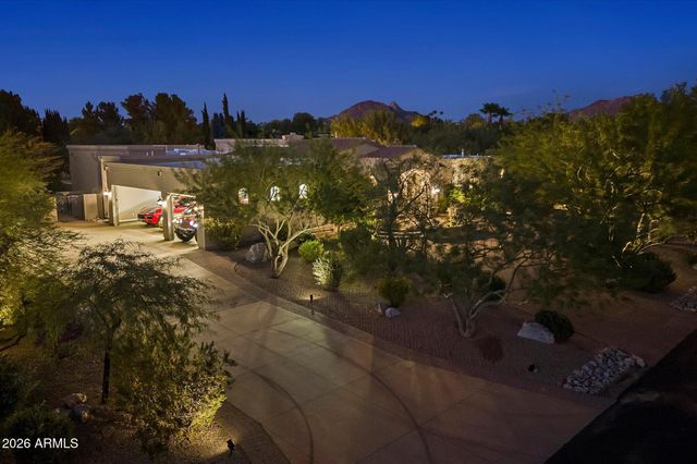 8036 E CONQUISTADORES Drive, Scottsdale, AZ 85255