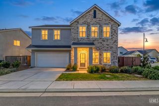 3303 Rustic Woods Lane, Shafter, CA 93263