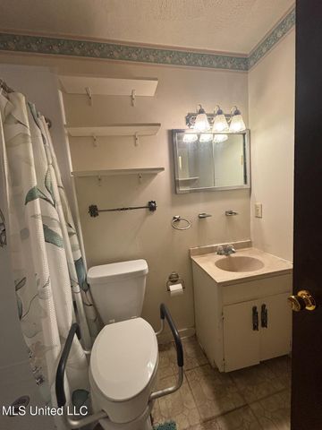 1506 Edgewood Place, Clinton, MS 39056