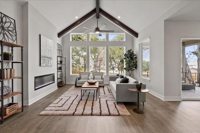 18813 Hopper LN, Austin, TX 78738