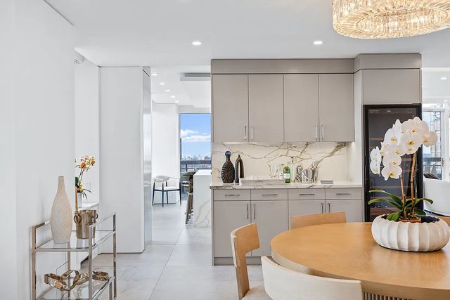 422 E 72nd Street 37AD, New York City, NY 10021