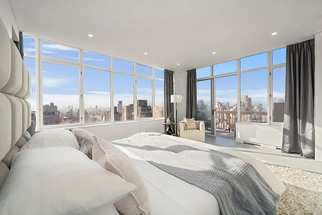 422 E 72nd Street 37AD, New York City, NY 10021