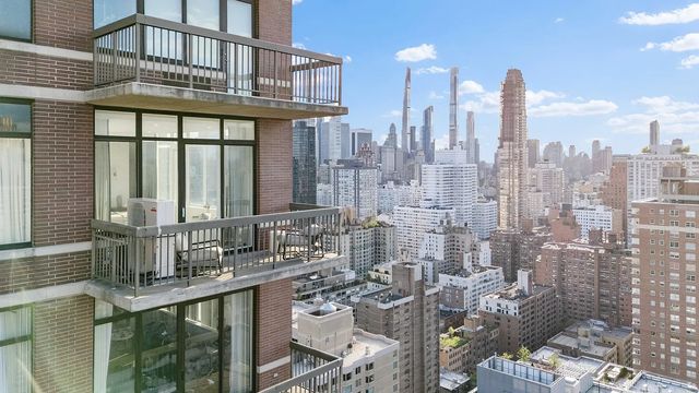 422 E 72nd Street 37AD, New York City, NY 10021
