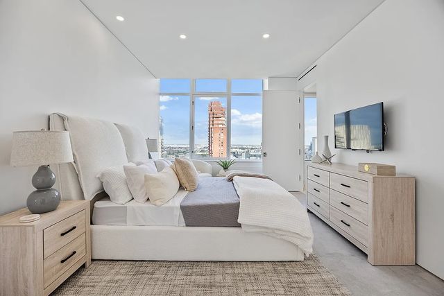 422 E 72nd Street 37AD, New York City, NY 10021