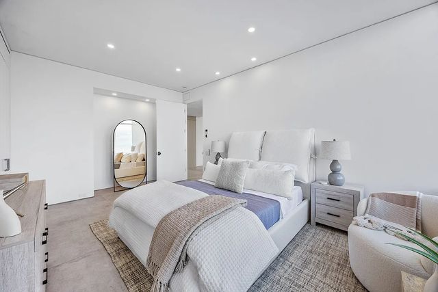 422 E 72nd Street 37AD, New York City, NY 10021