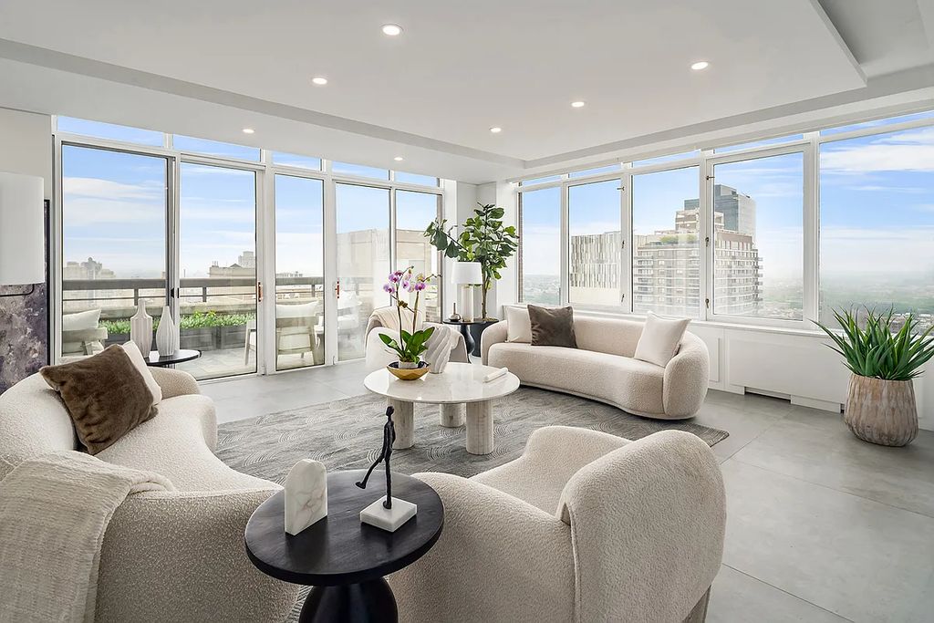 422 E 72nd Street 37AD, New York City, NY 10021
