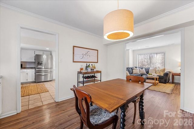 7020 Valley Haven Drive, Charlotte, NC 28211