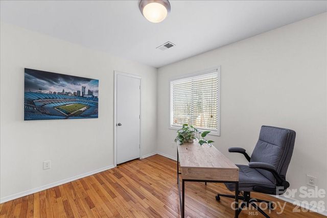 7020 Valley Haven Drive, Charlotte, NC 28211