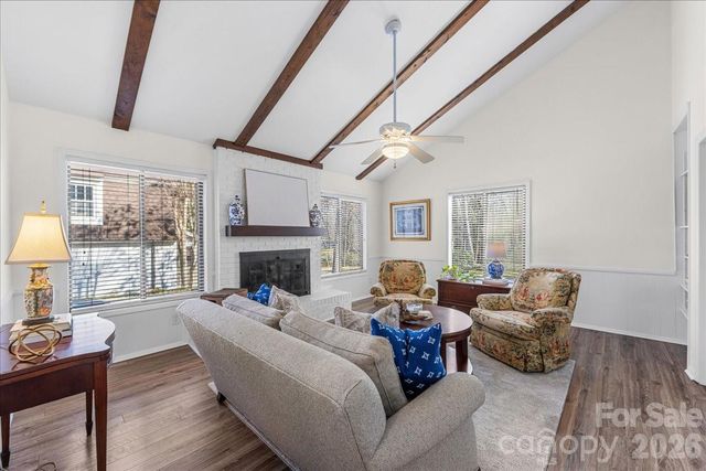 7020 Valley Haven Drive, Charlotte, NC 28211