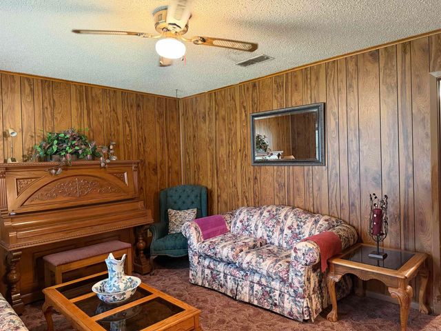 3803 W 17th, Pine Bluff, AR 71602