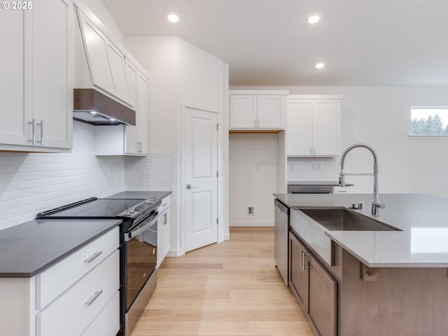 151 Nw 30TH St, Battle Ground, WA 98604