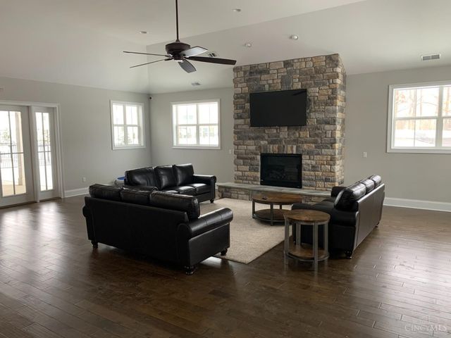 5783 Classicway Boulevard, Hamilton Twp, OH 45152