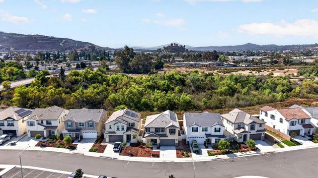 10335 River Bluff Drive, Santee, CA 92071