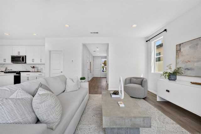 10335 River Bluff Drive, Santee, CA 92071