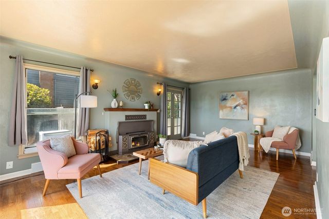 2425 N Wycoff Avenue, Bremerton, WA 98312